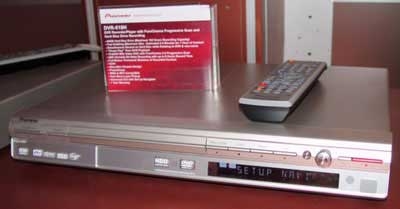 ces 2004 - day 3 - pioneer dvr-510H-S