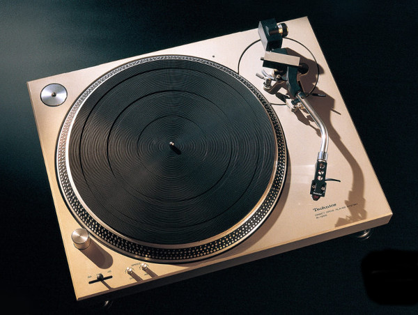 Technics SL-1200GR Turntable Review