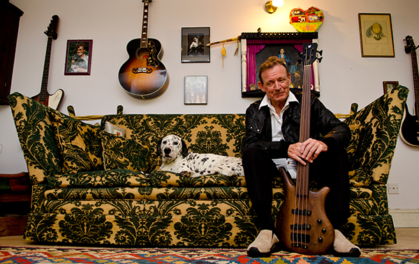  072425.svmusicrev.jackbruceoncouch.jpg