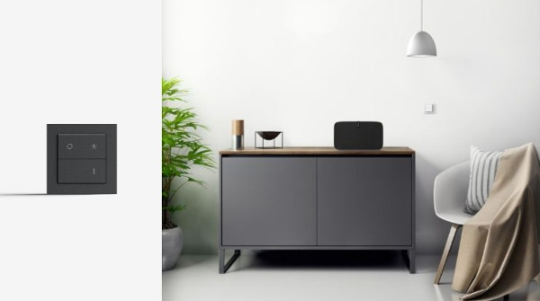 New Self-Powered Wireless Controller Aims to Simplify Smart Home Control