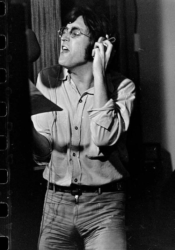 1118lennon.2.jpg