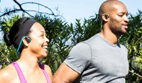 aftershokz bone conduction earphones