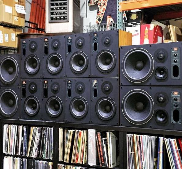 Long Live the JBL 4412 Studio Monitor! | Sound & Vision